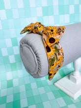 Load image into Gallery viewer, CLASSIC - Sunny Fields