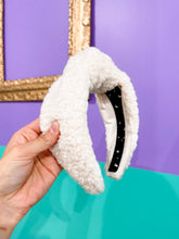 Load image into Gallery viewer, KNOTTY - Morning Clouds