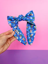 Load image into Gallery viewer, CLASSIC - Warm Hugs