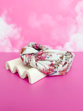 Load image into Gallery viewer, KNOTTY - Little Women