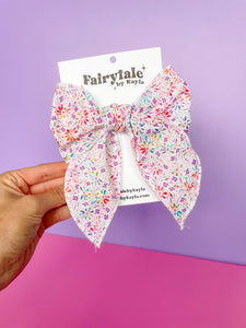 Darling Bow (XL)- Dancing Daisies